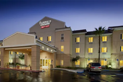 Fairfield Inn & Suites San Bernardino Rooms Photos