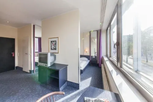 Hotel Mirage Düsseldorf-Neuss Zimmer Photos