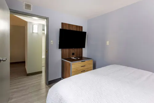 SureStay Plus Hotel by Best Western St. Louis Westport Chambres Photos