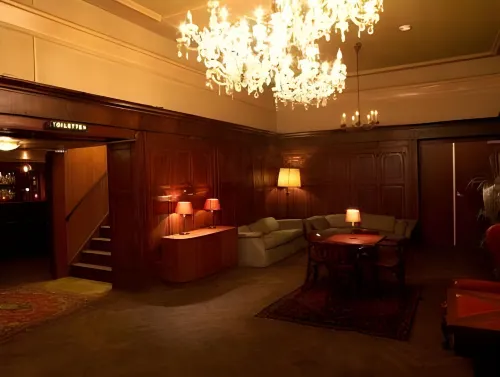 Grand Hotel Central Khu vực công cộng Photos