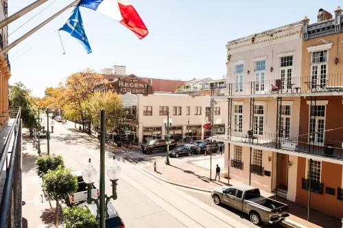 The Lafayette New Orleans by Kasa Near Hotel Photos