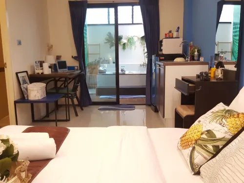 Pace Residence and Bar Pattaya Rooms Photos