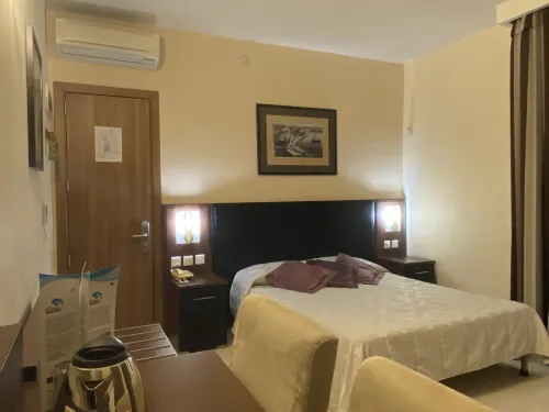 Grand Harbour Hotel Rooms Photos