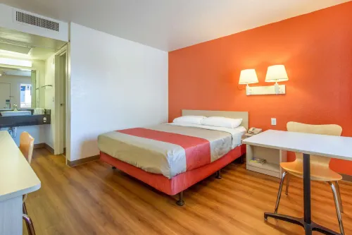 Motel 6 Phoenix, AZ - North Bell Road Zimmer Photos