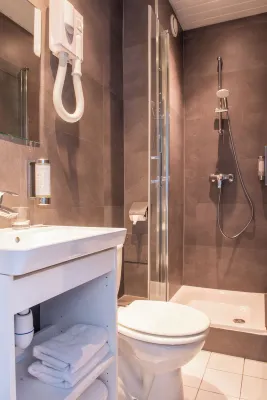 Hotel Coypel by Magna Arbor Paris Rooms Photos