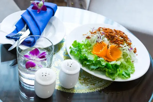 Song Loc Luxury Hotel Dining Photos