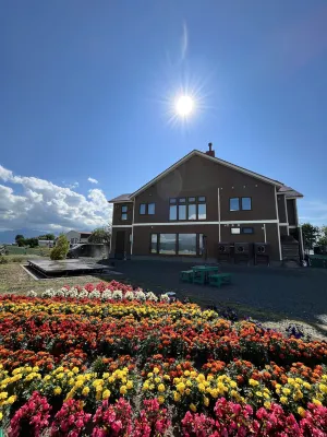 Shooting Star the Bed & Breakfast Featured Photos