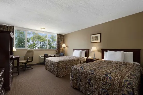 Travelodge by Wyndham Richmond Hill Camere Photos