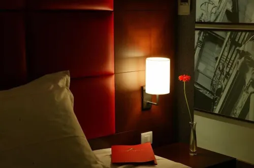 New Hotel Charlemagne Rooms Photos