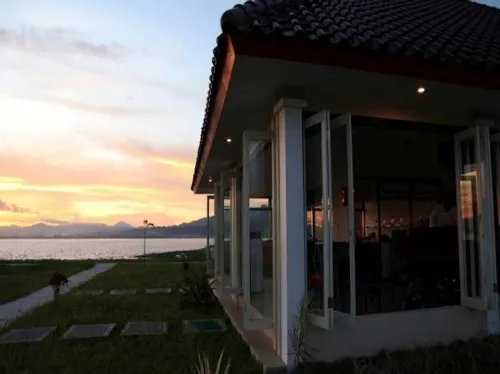 The Natsepa Resort and Conference Center Eksterior Photos