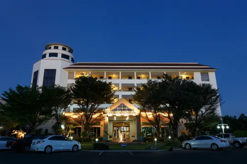 Surin Majestic Hotel Exterior Photos