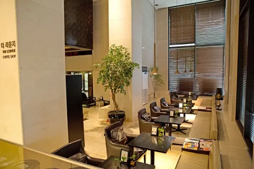 The Riverside Hotel Public Areas Photos