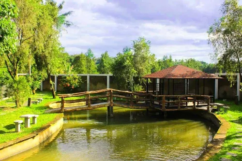 Resort Prima Cipayung Dekat Hotel Photos