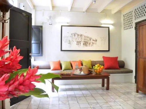Muntri Mews Photos