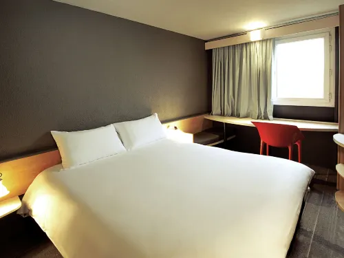 Hotel Ibis Courtrai Centre Ville Chambres Photos