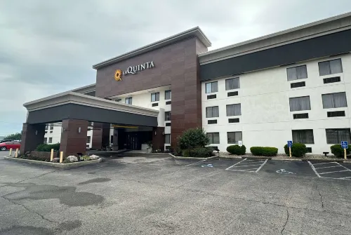 La Quinta Inn by Wyndham Cincinnati North Extérieur Photos