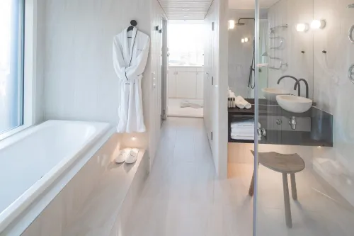 Arctic TreeHouse Hotel Rooms Photos