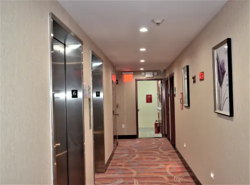 LIC Plaza Hotel Espaces publics Photos