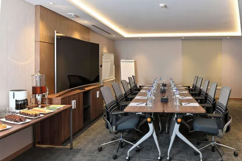 Clarion Hotel Jeddah Airport Business Facilities Photos