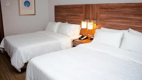 Holiday Inn Express Guaymas Zimmer Photos