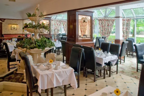 Britannia Hotel Coventry Restauration Photos