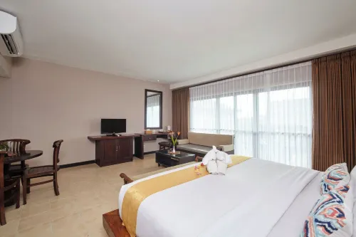 Grand Santhi Hotel Photos