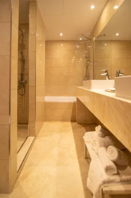 Leonardo Boutique Hotel Larnaca Photos