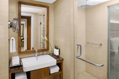 InterContinental Hotels Bahrain Rooms Photos