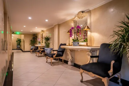 Beverly Hills Plaza Hotel & Spa Public Areas Photos