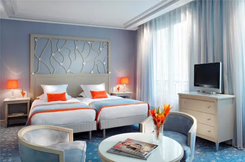 Hotel Rochester Champs Elysées Chambres Photos
