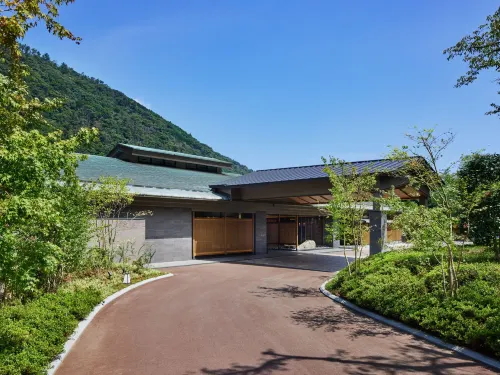 Hatsuhana Public Areas Photos