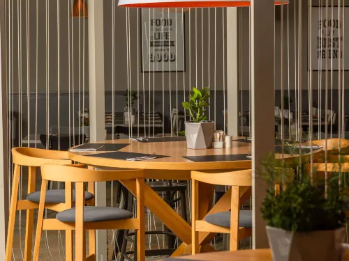Novotel Krakow City West Dining Photos