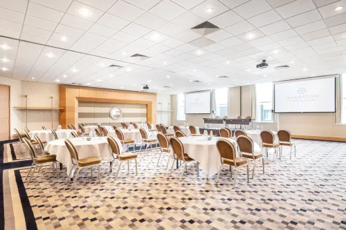 Sheraton Brussels Airport Hotel Espaces Affaires Photos