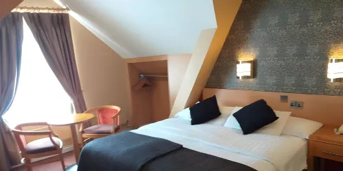 Harding Hotel Photos
