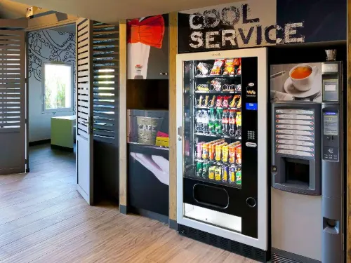 Ibis Budget Beauvais Aeroport Circondario Photos