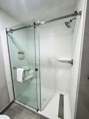 Holiday Inn Express & Suites St. Joseph Lakefront Camere Photos