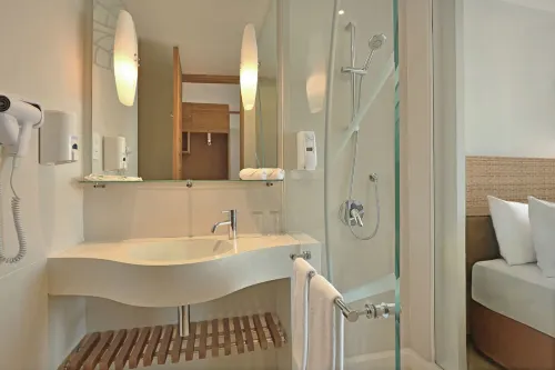 Diamond Hotel Kuta Bali Kamar Photos