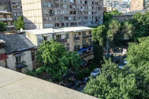 Royal Plaza by Stellar Hotels, Yerevan Рядом с отелем Photos