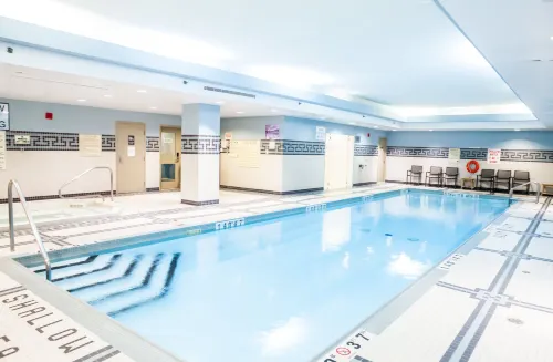 Best Western Premier Toronto Airport Carlingview Hotel Relaksasi & Rekreasi Photos