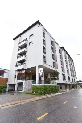 Leevana Hotel Exterior Photos