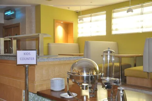 Lavender Hotel Al Nahda Dubai Restauration Photos