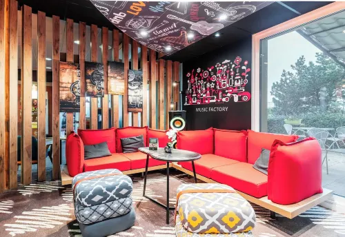 B&B HOTEL Thionville Yutz Route du Luxembourg Offentlige områder Photos