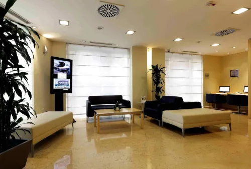 Holiday Inn Milan - Garibaldi Station, an IHG Hotel Aree comuni Photos