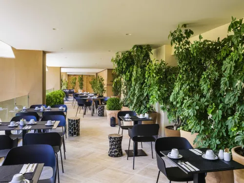 Ibis Styles Heraklion Central Restauration Photos
