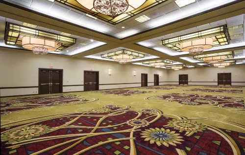 Embassy Suites by Hilton Chicago O'Hare Rosemont Business Facilities Photos