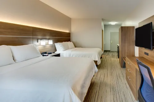 Holiday Inn Express & Suites Atlanta-Emory University Area Rooms Photos