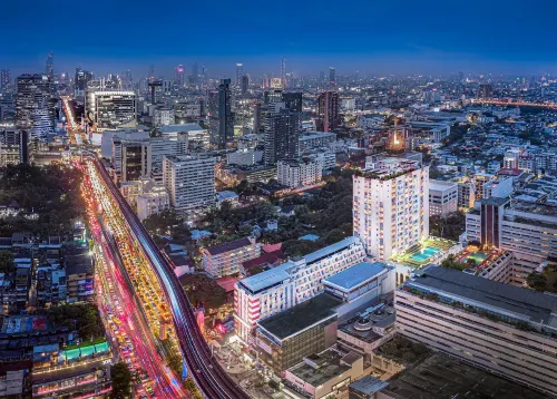 Evergreen Place Siam by UHG Featured Photos
