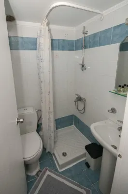 Cecil Hotel Rooms Photos