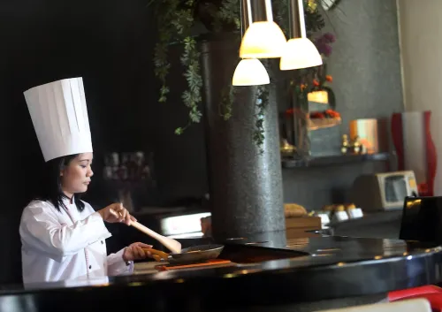 Horison Arcadia Wahid Hasyim Dining Photos
