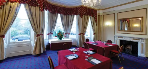 Gem Strathmore Hotel Business Facilities Photos